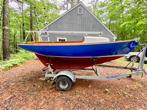 cape cod bullseye sailboat.